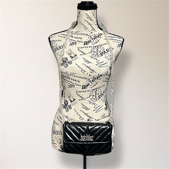 New Nicole Miller Black Quilted Crossbody Bag Chevron Gold Chain Cocktail Party - Picture 3 of 12